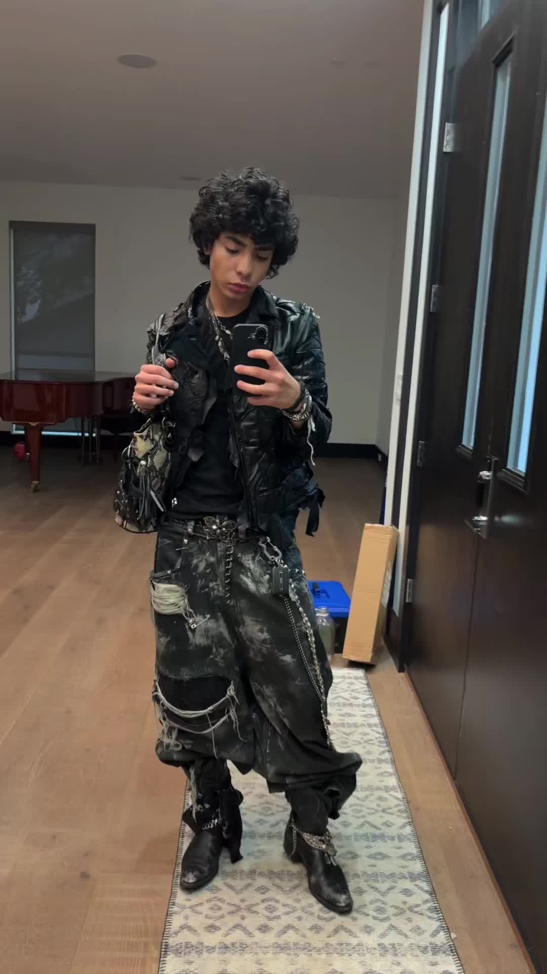 @holdonimgoatd