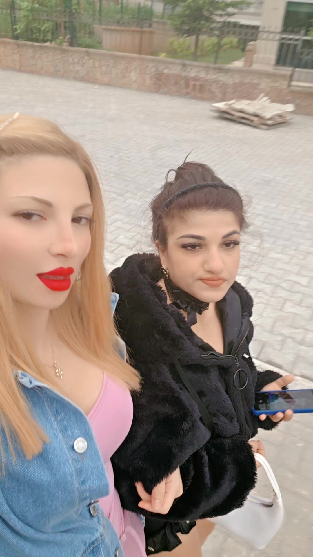 @GECENİN KRALİ&Ccedil;ESİ 👊🏻💋💄😉