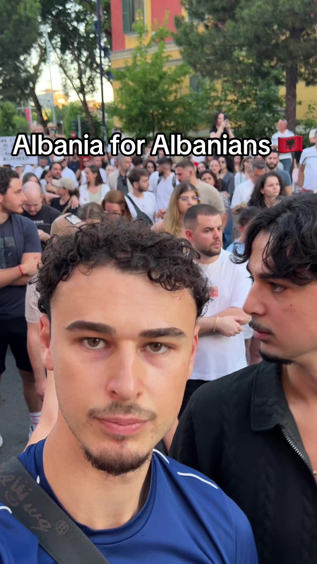 @Llani Dogjani