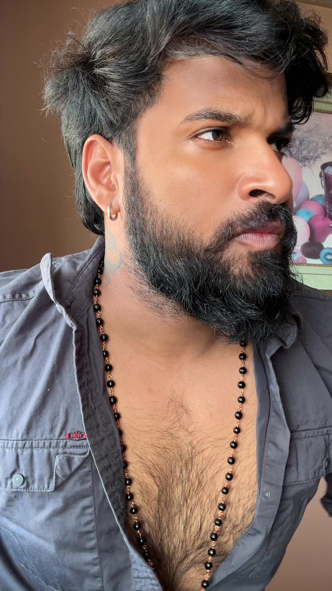 @Dhilak