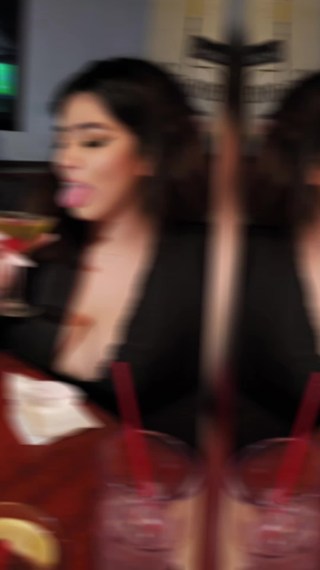@Dee