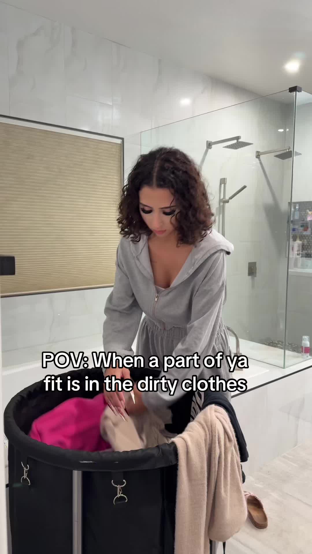 @𝒯𝒾𝓃𝒶