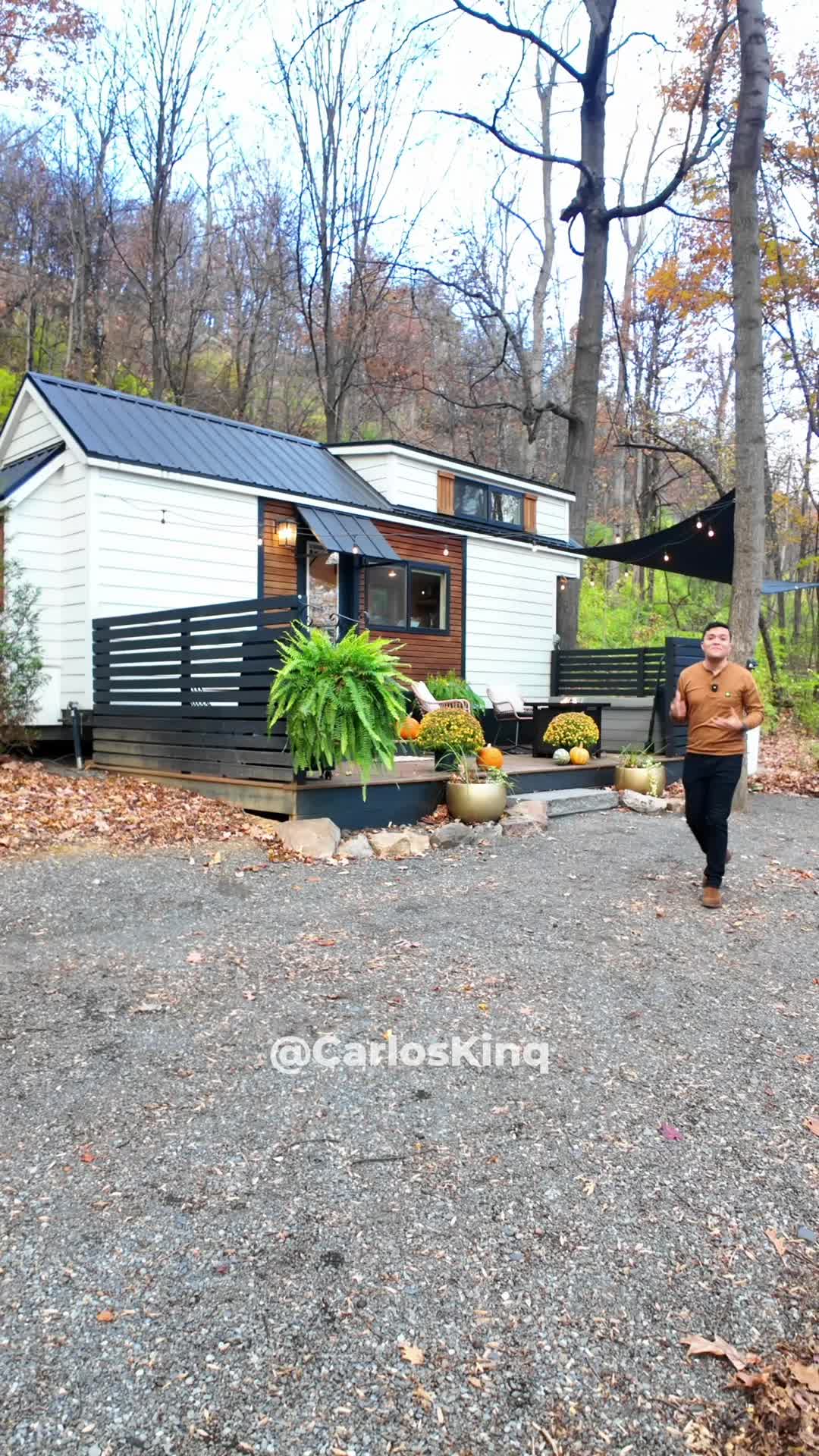 @Carloskinq