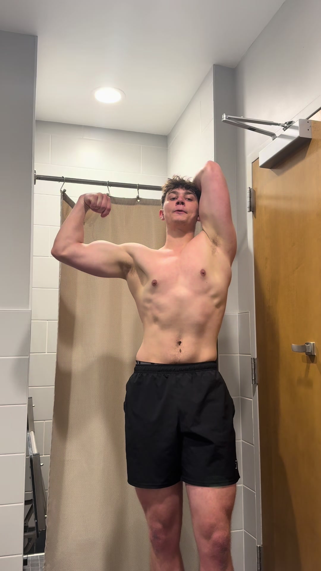 @Goyo.Lifts