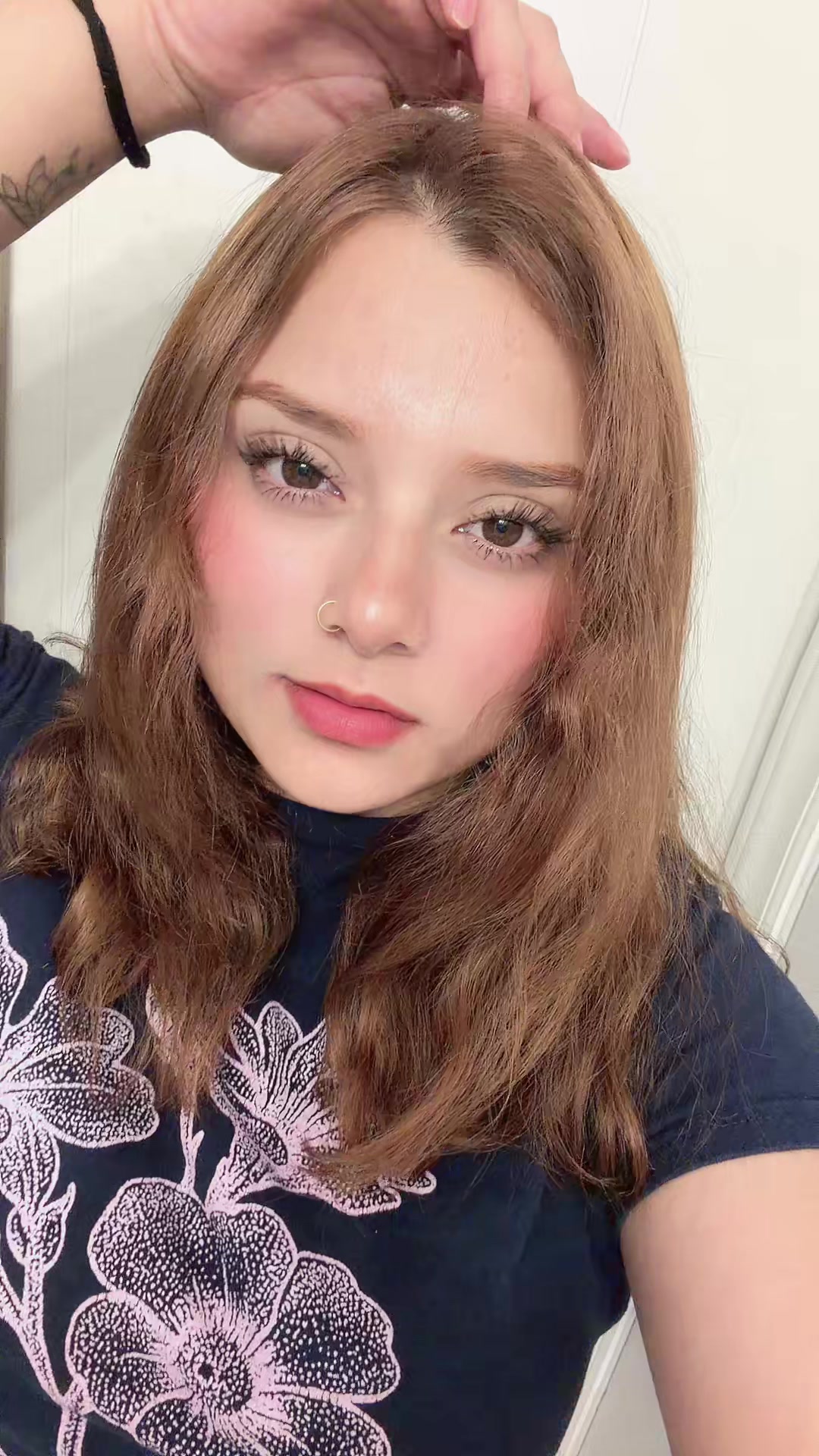 @𝑬𝒔𝒎𝒚💋