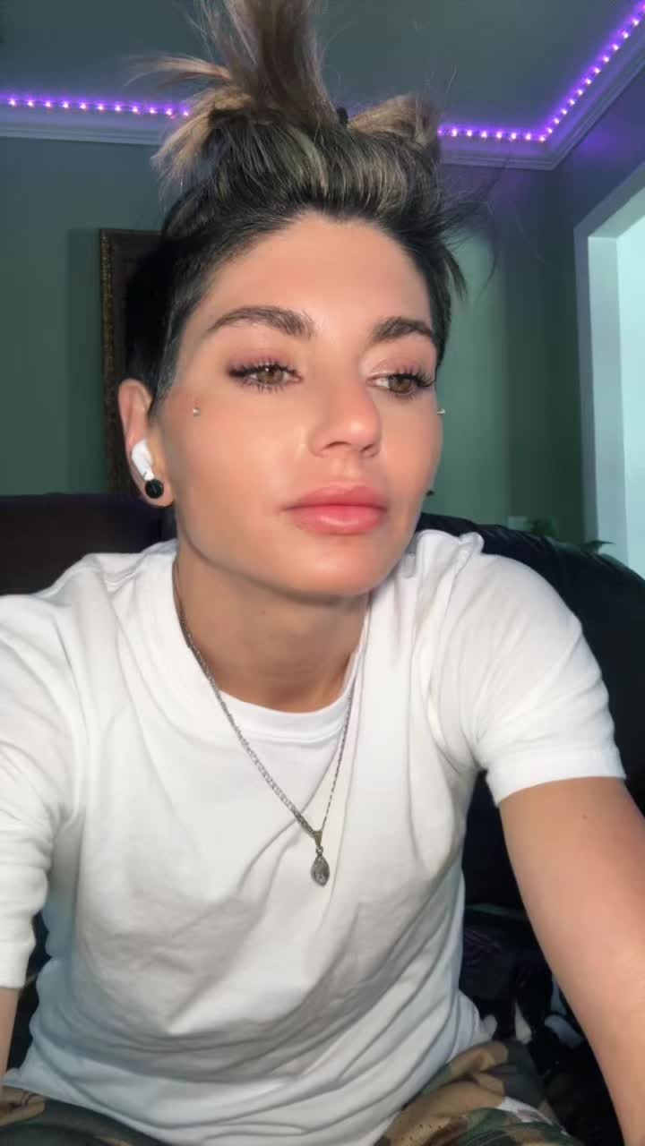 @TheRealJennaGray