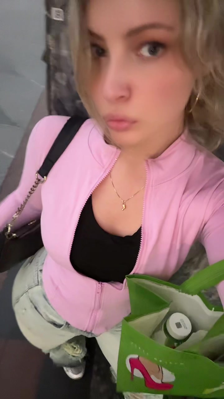 @пупсик👄