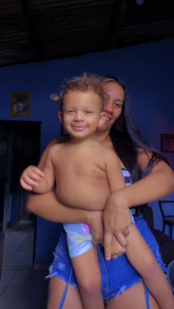 @Valdirene Leninha
