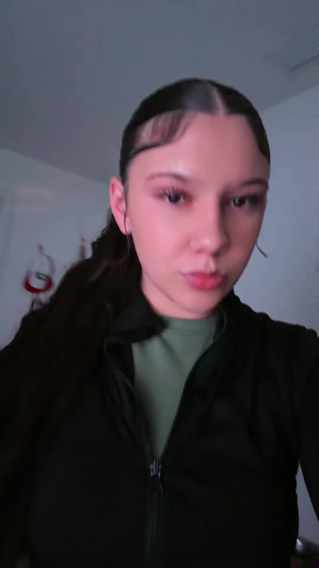 @🧟♀️