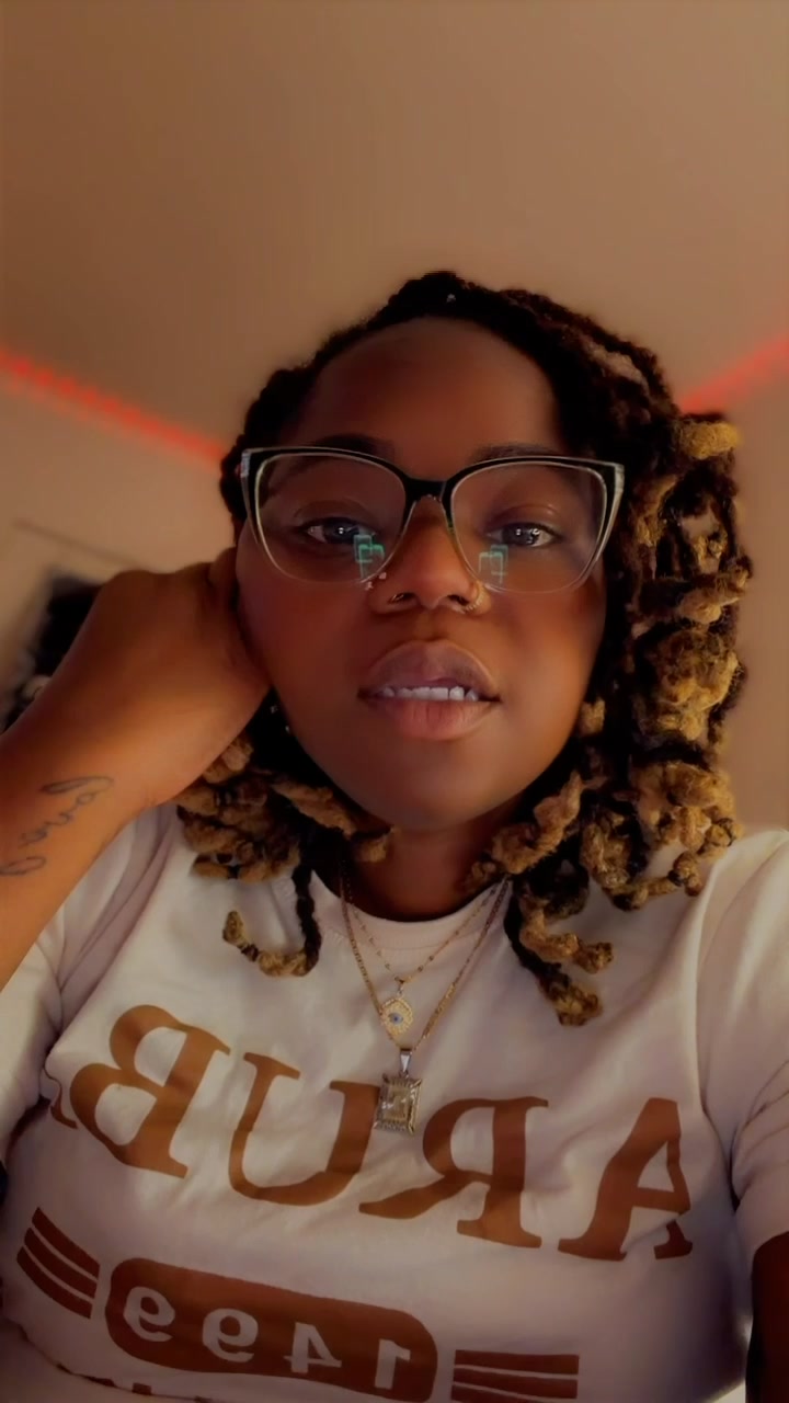 @juicybkissingu