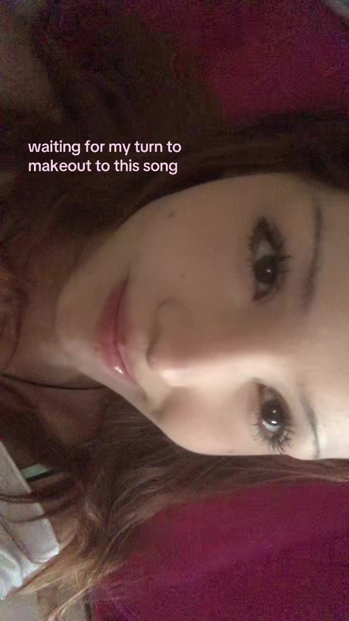 @sophia ⚢