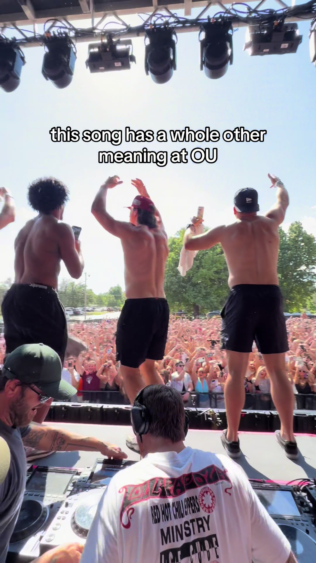 @The Chainsmokers