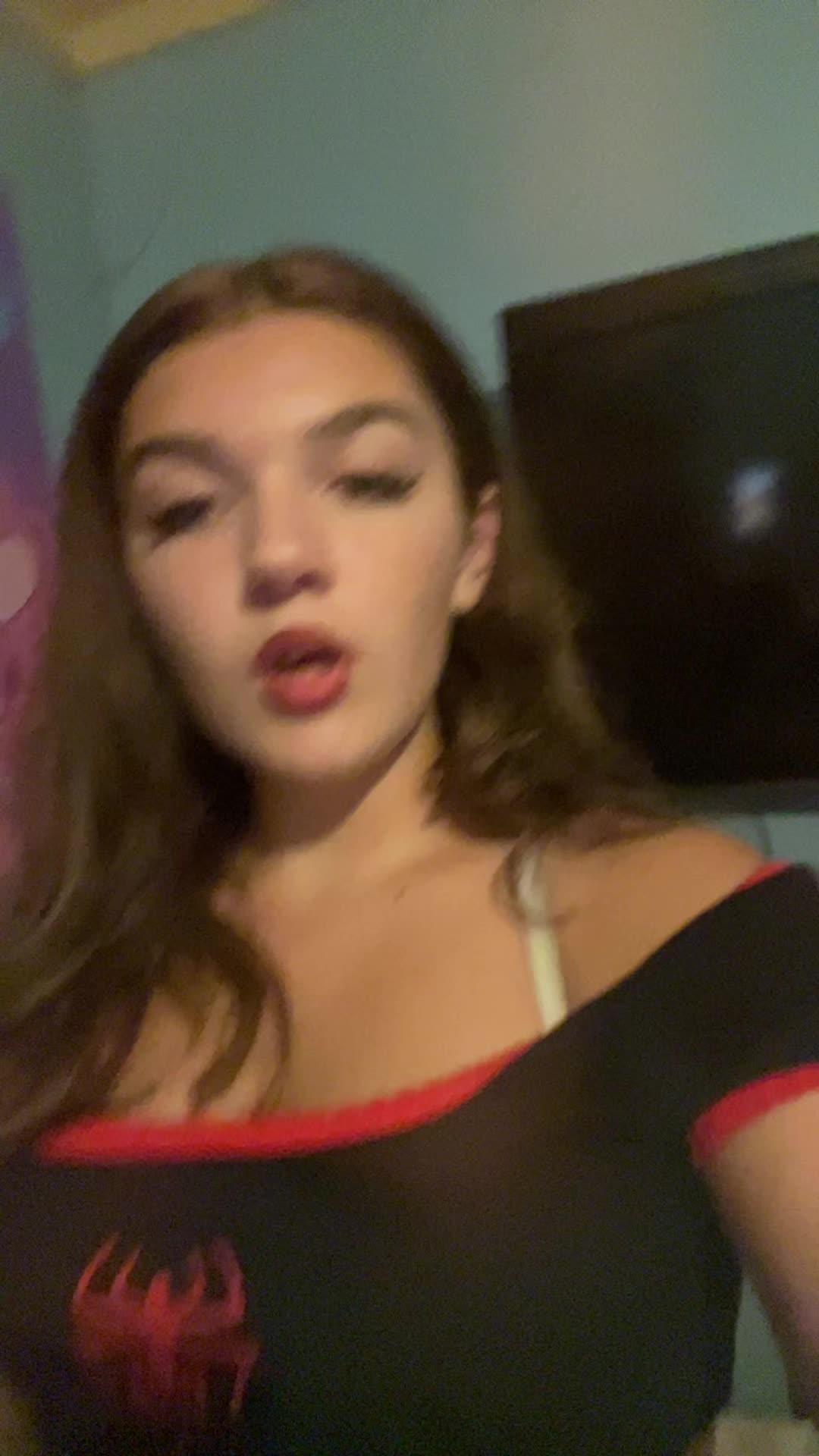 @Lilli<3