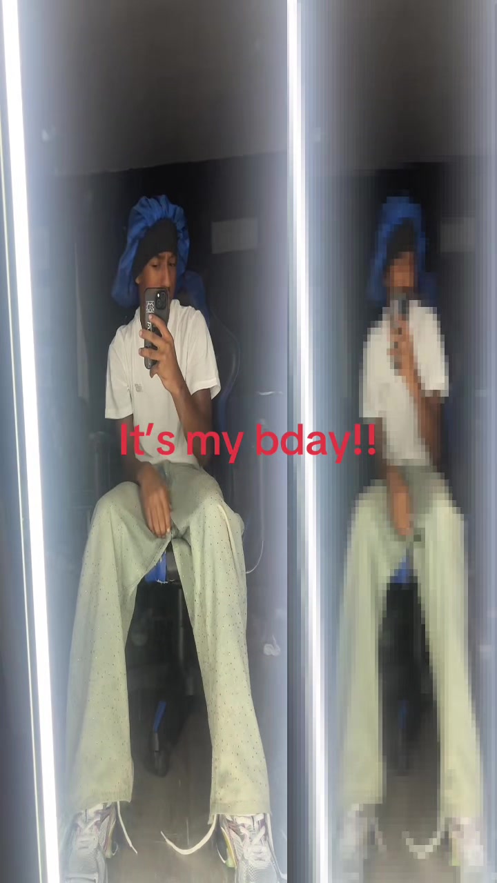 @✠
