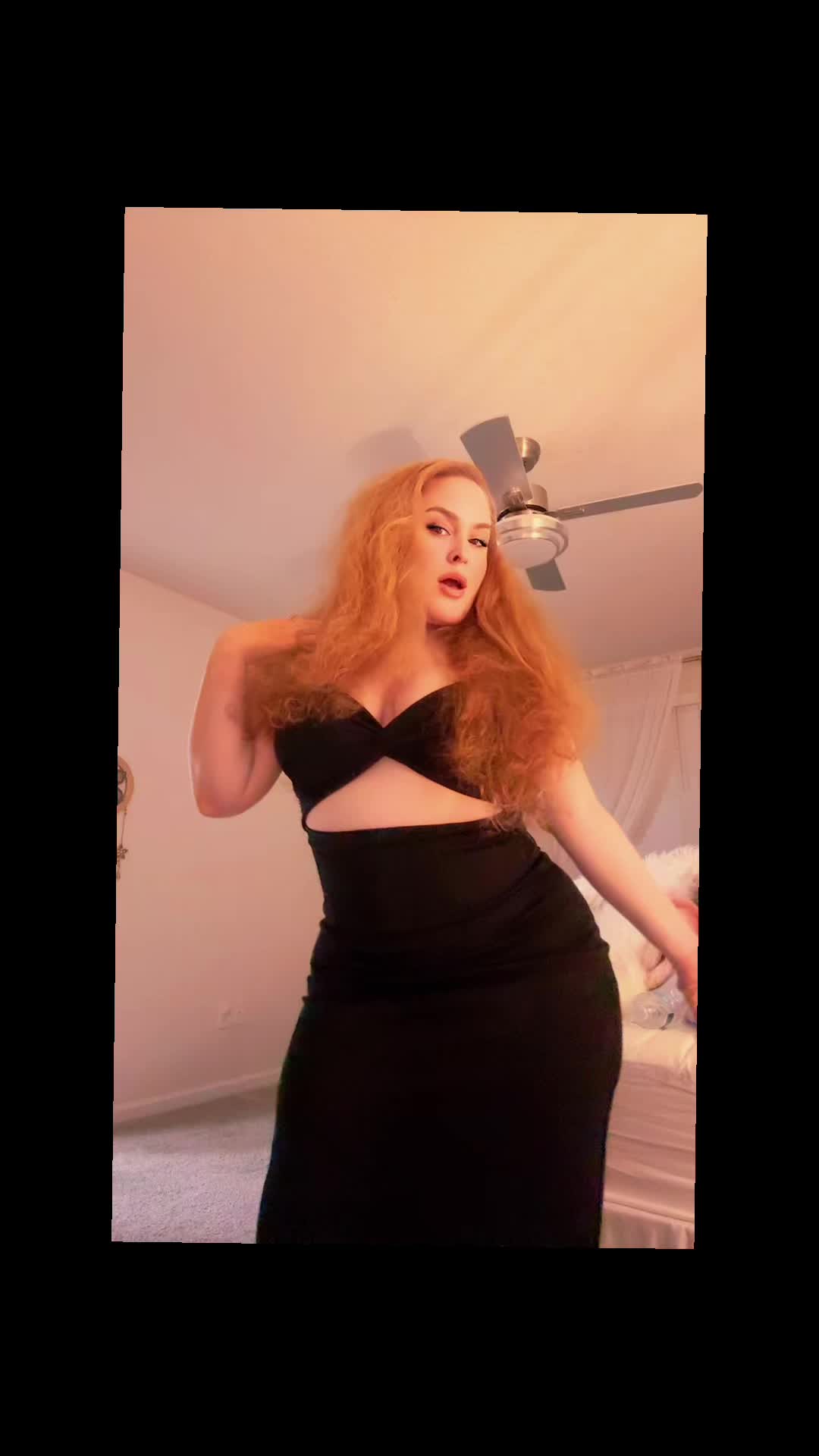 @TheRealMissRed