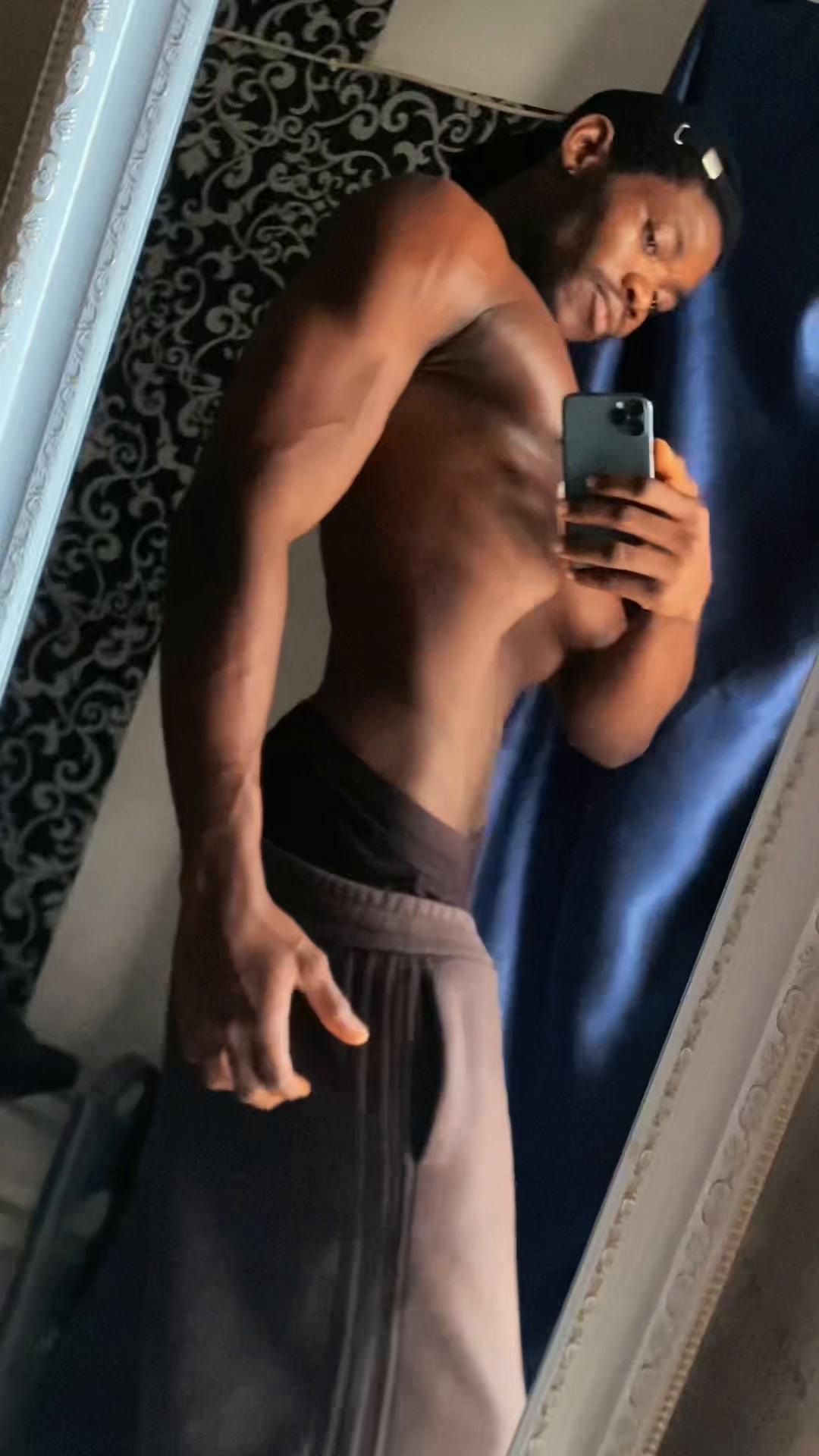 @ChukwumezieMK