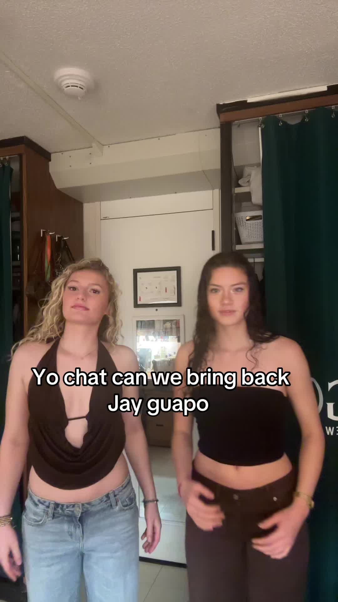 @Camiii