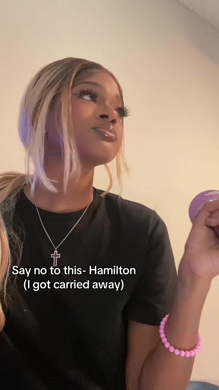 @LariahDeanne