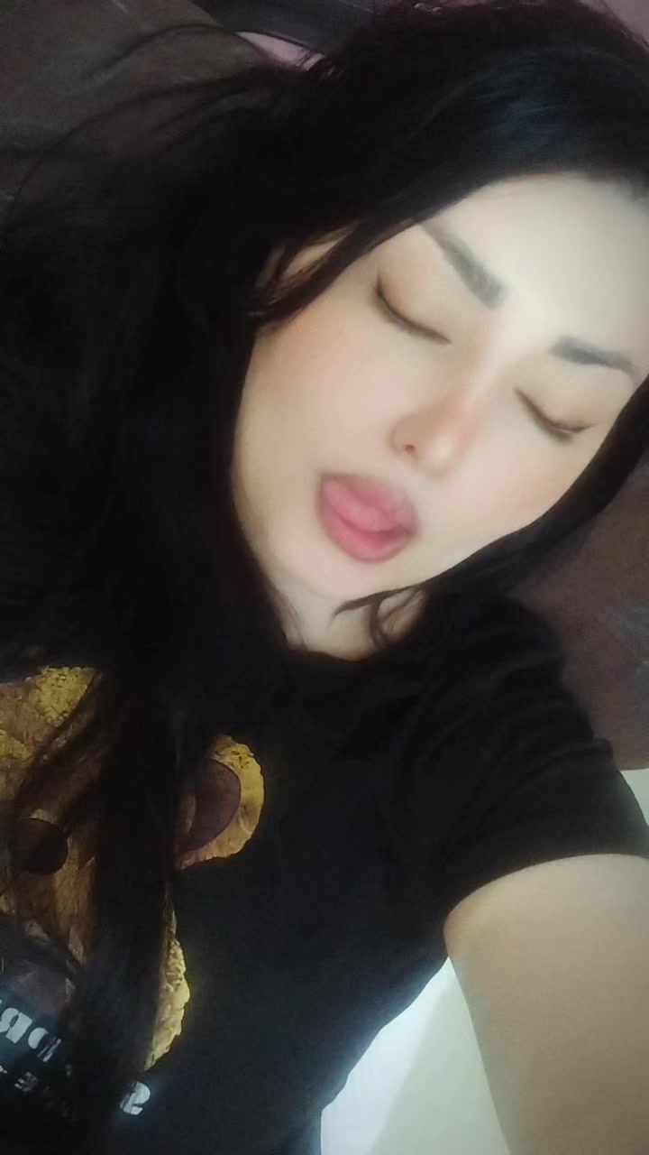 @miral❤️🦀🇹🇳🇶🇦♀️💍💄👠👑👗