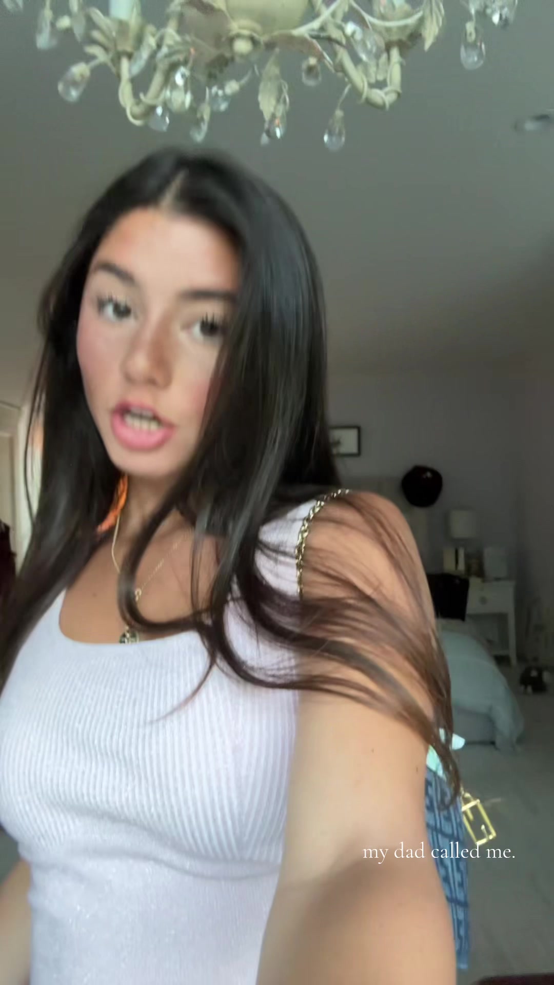 @Chloee!!