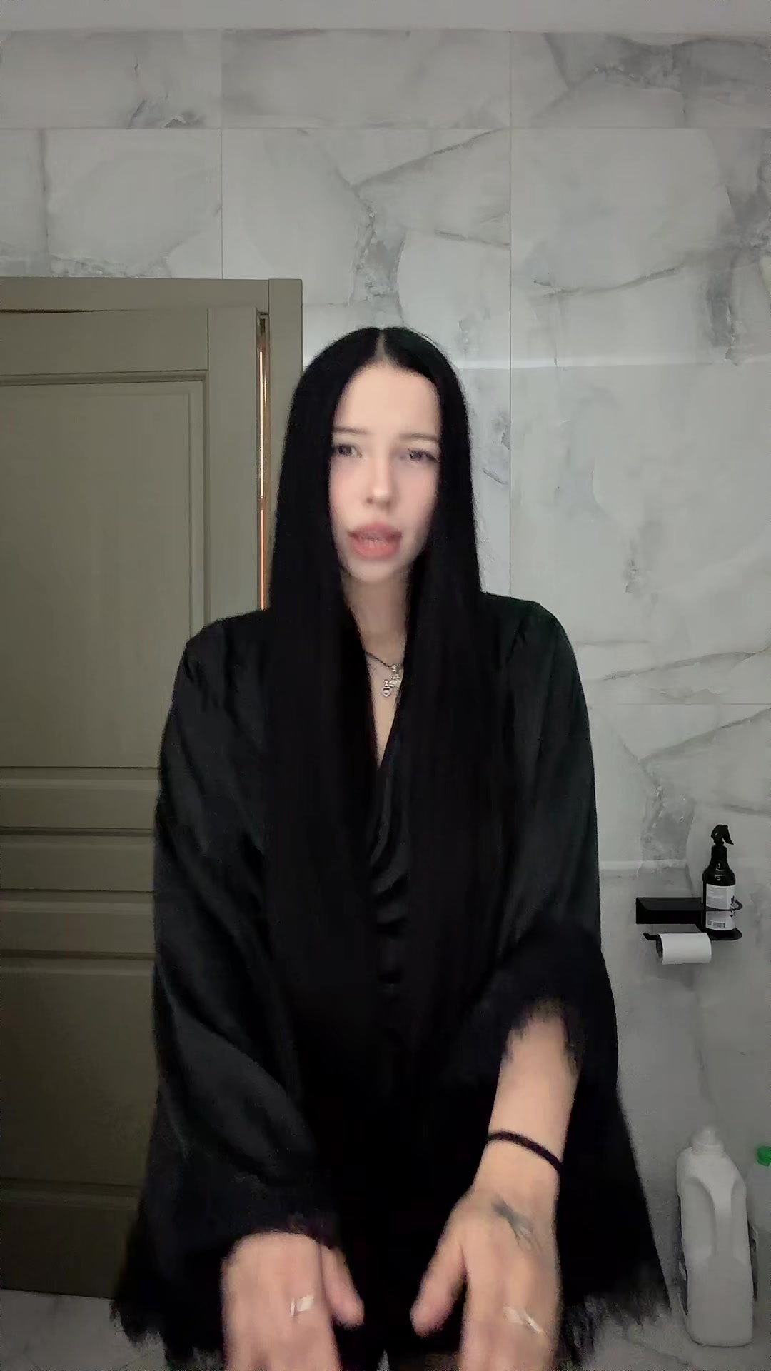 @Косячка🕷️