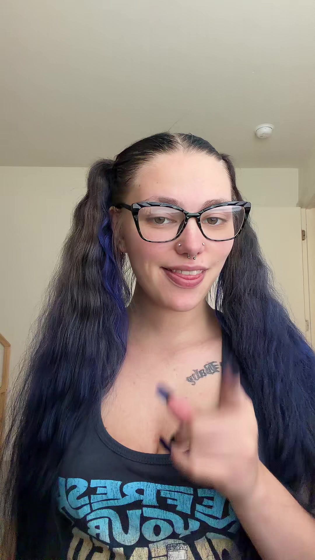 @Elayna333