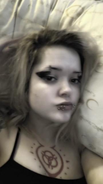 @graveyardratgirl