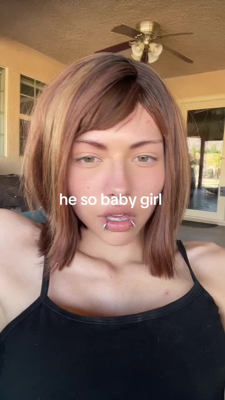 @_.Mothgirl._