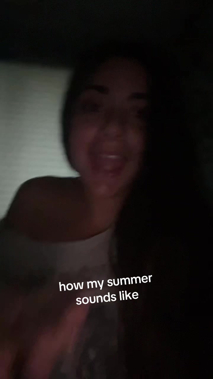 @Bella