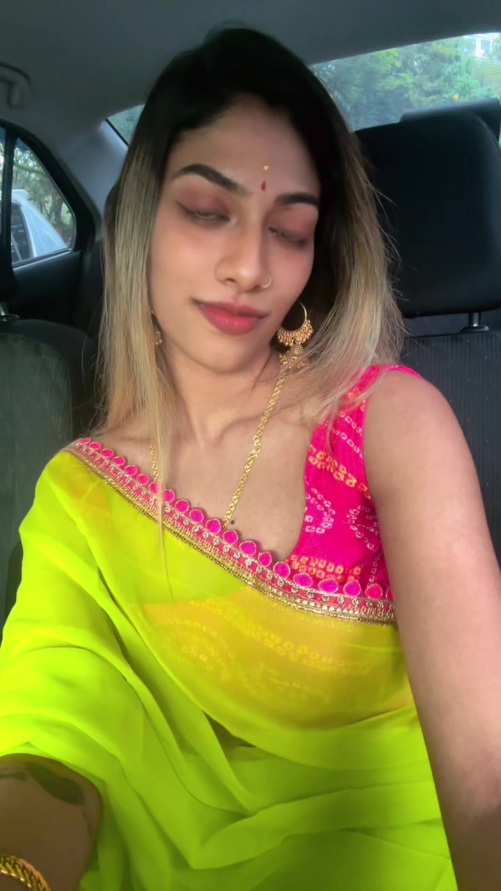 @𝓣>🖤