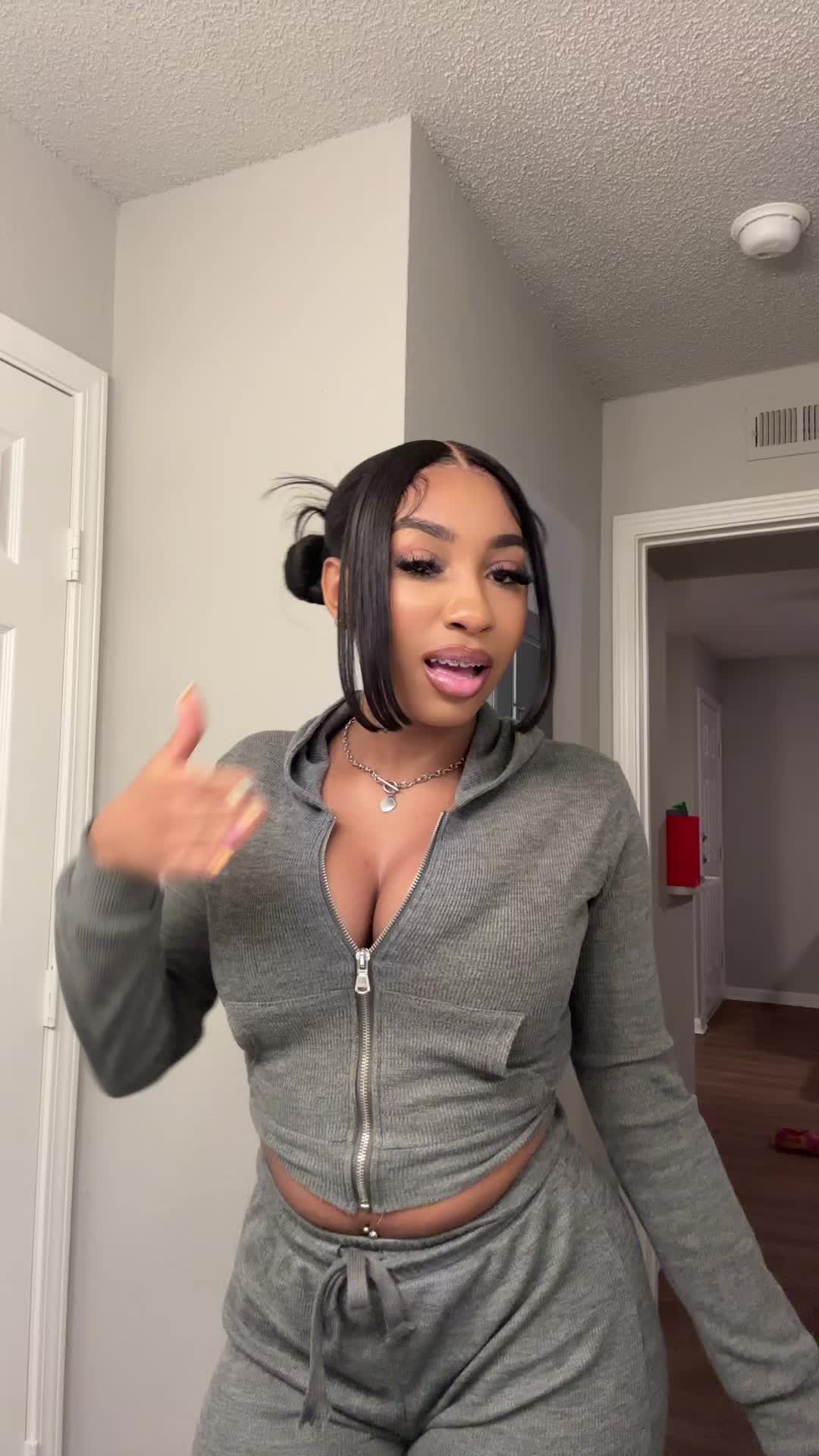 @miaamercedesss