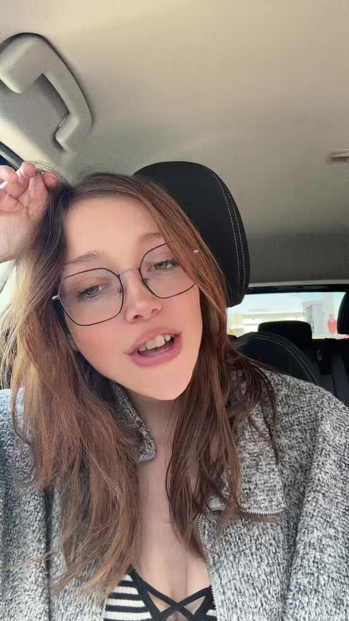 @FrenchiieMamii-x🎒