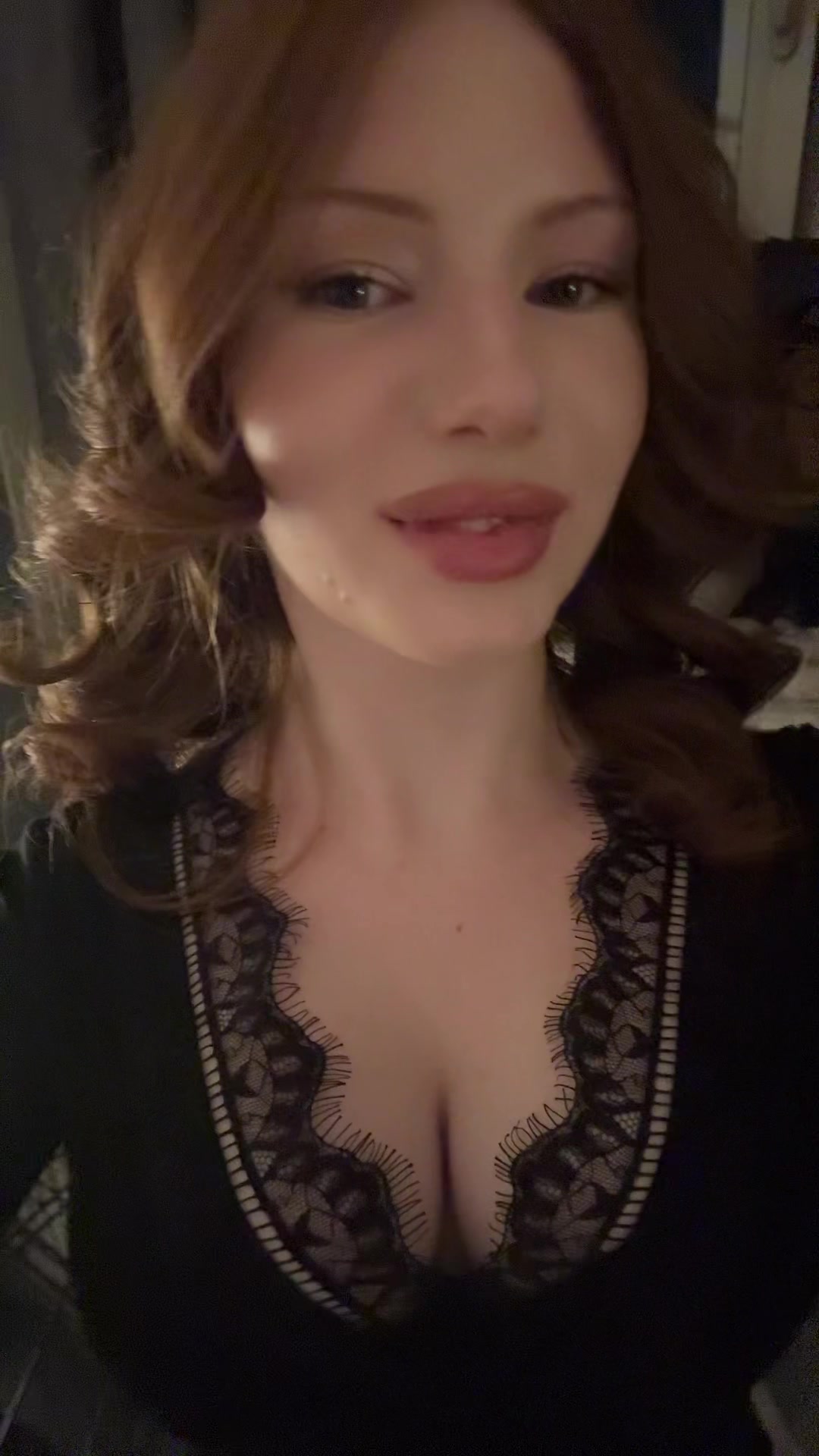@Goldcherryy