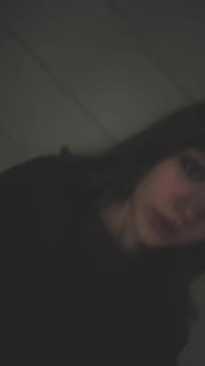 @Vaaaa_r
