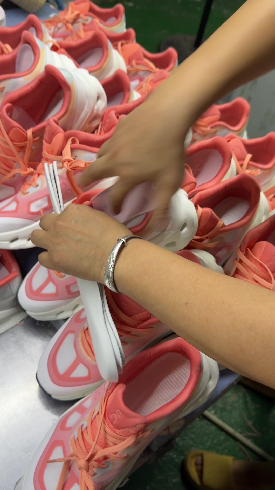 @Wholesale sneakers001