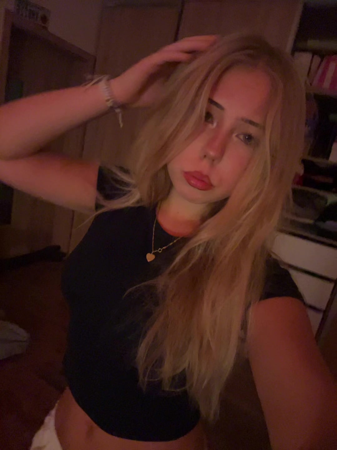 @𝓐𝓷𝓷𝓪