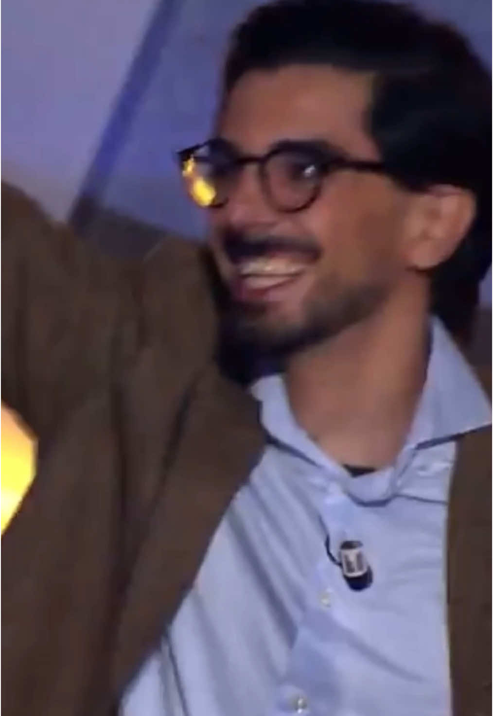 @lapuertadelatele