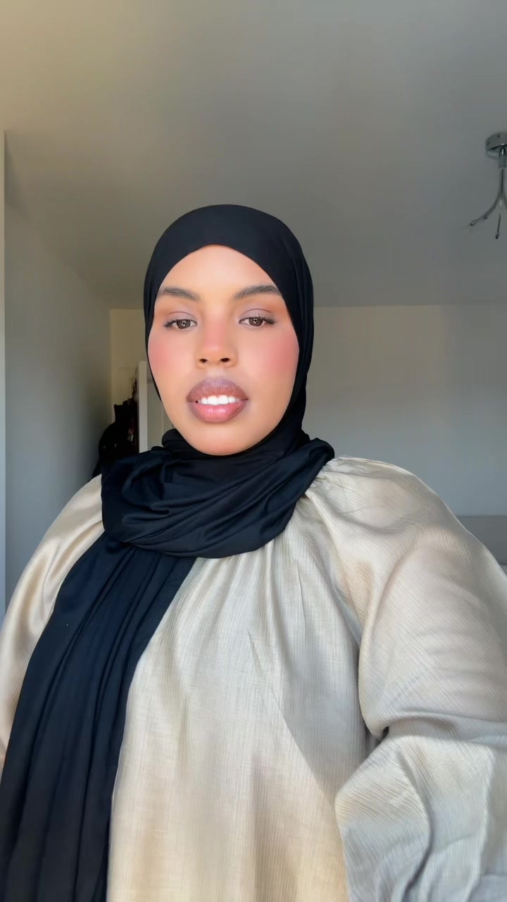 @Aisha🧸