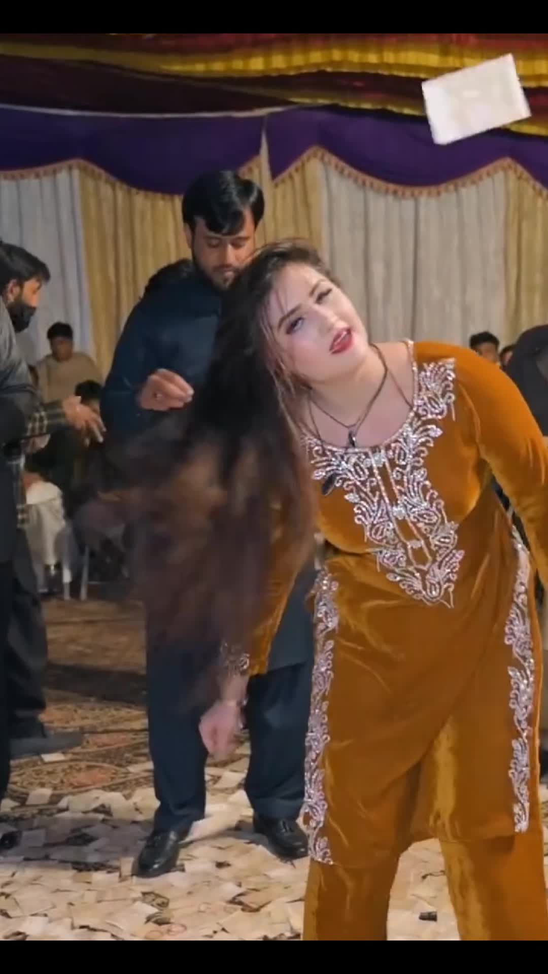 @Shahbaz Khan 714