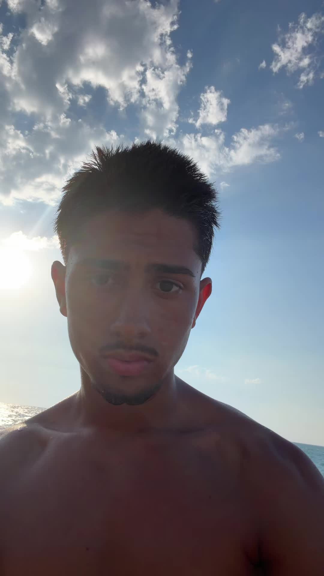 @🥥