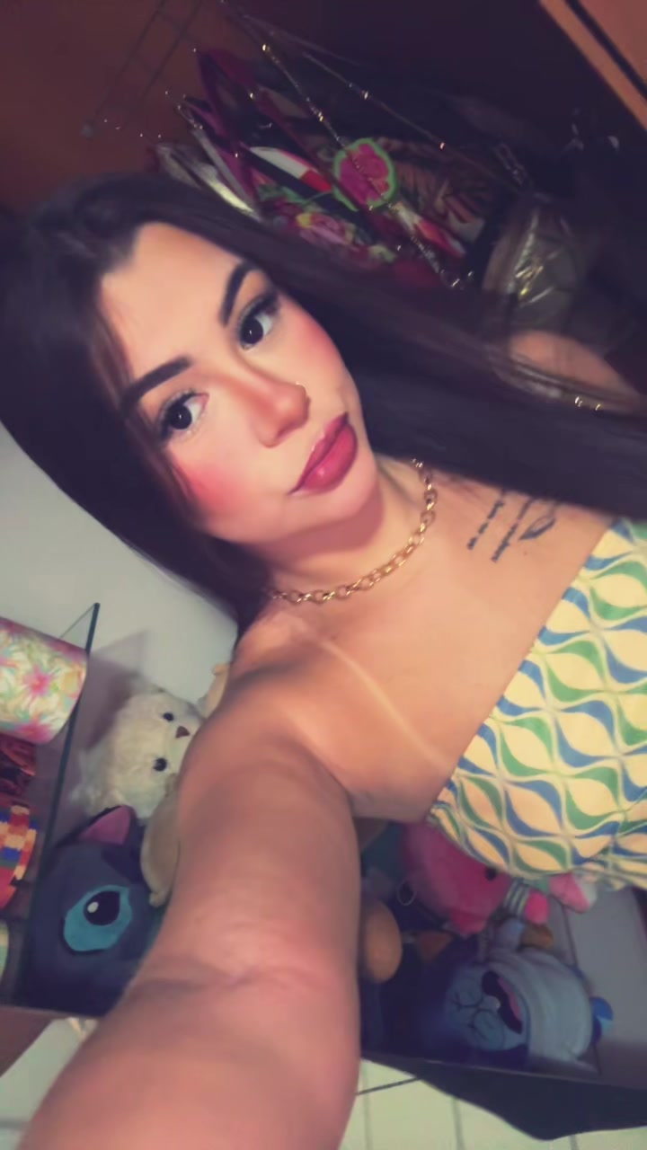 @Adrieniffer Rangel