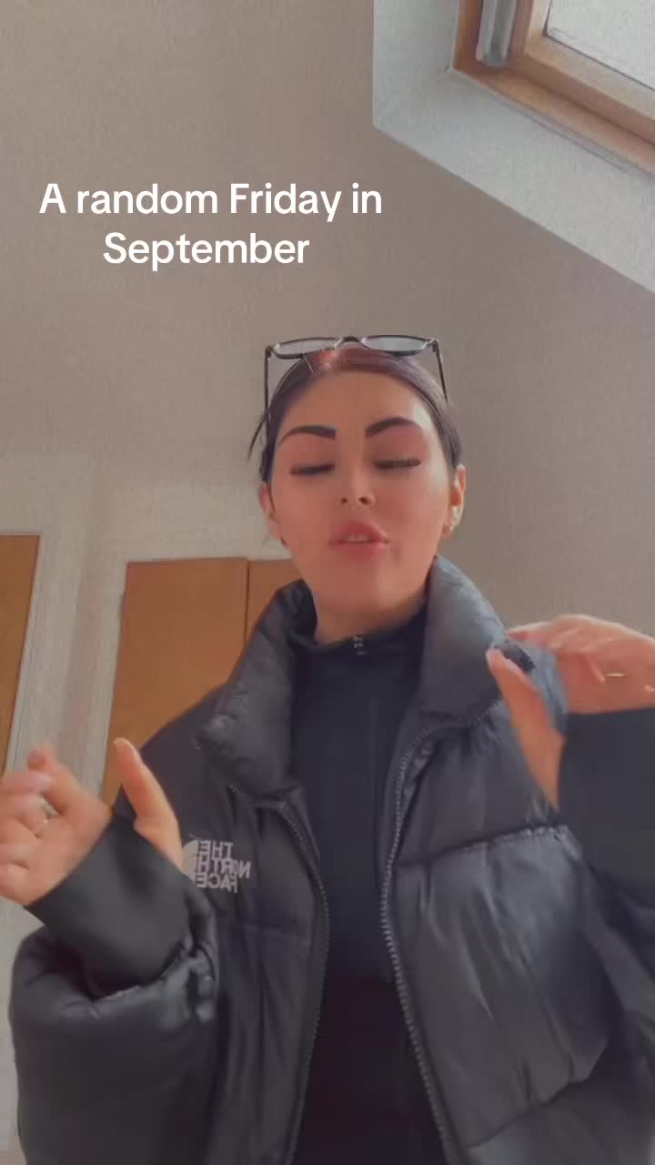 @Laura🩶✨