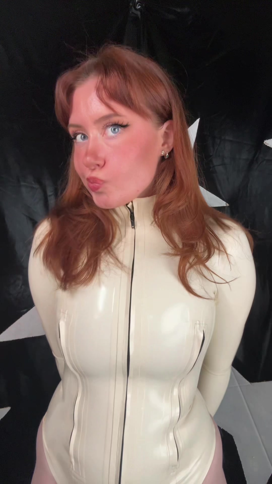 @marieoncamera