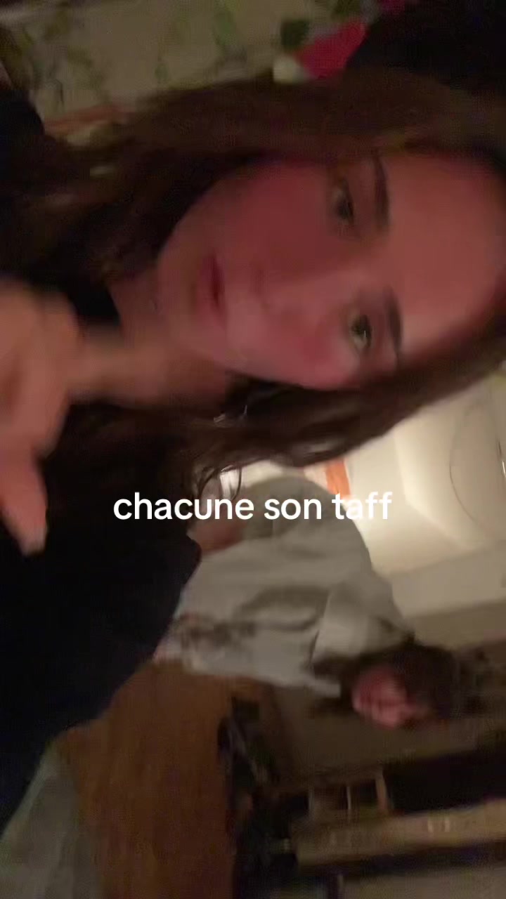 @anoukabella