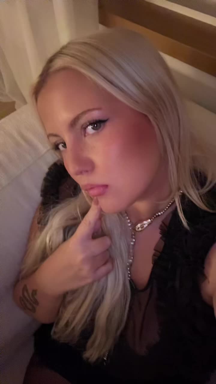 @Yovencie