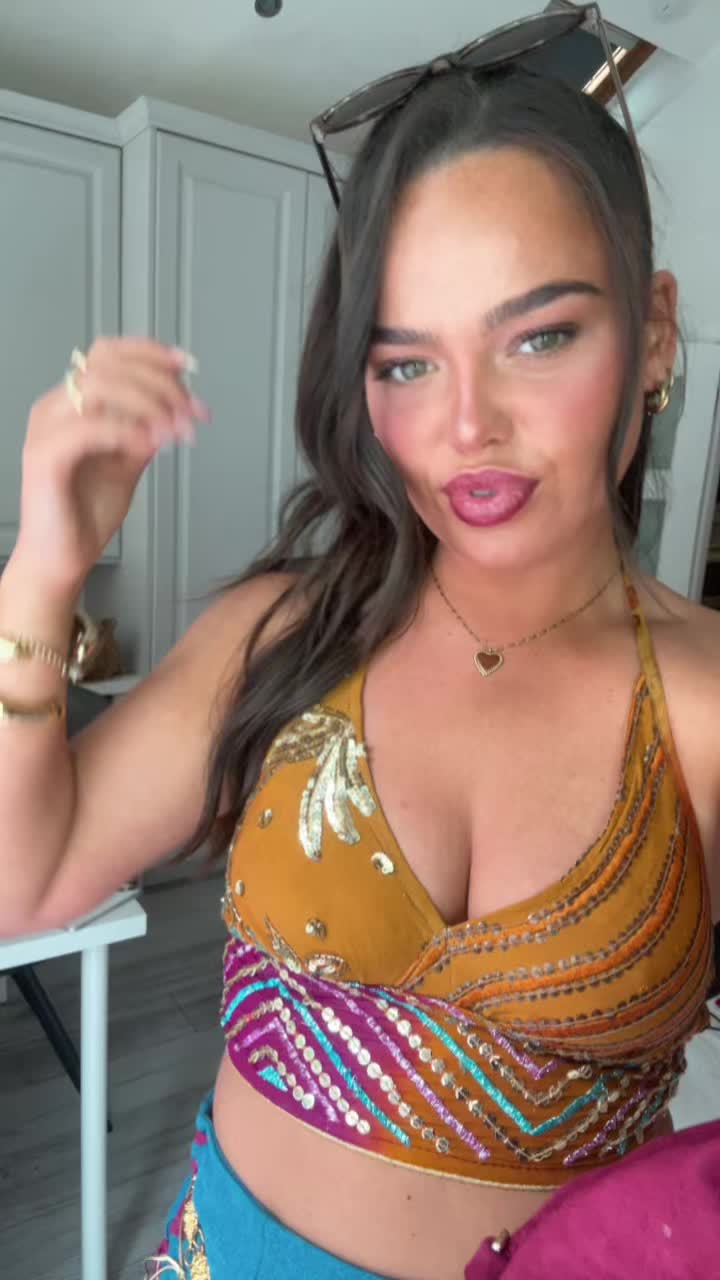 @Zo&euml; Ryan❤️