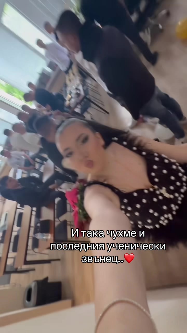 @_stoevva_