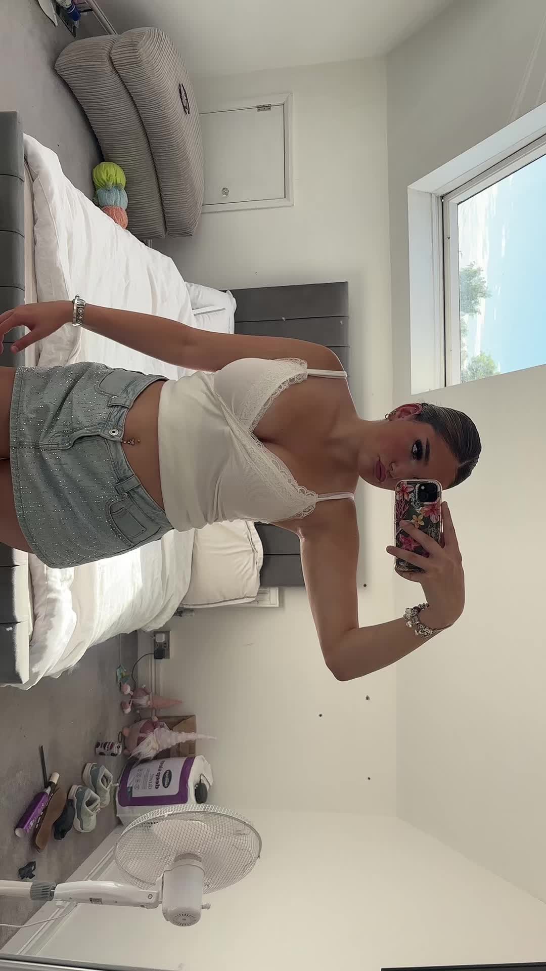 @Microwava Lilly Oxley