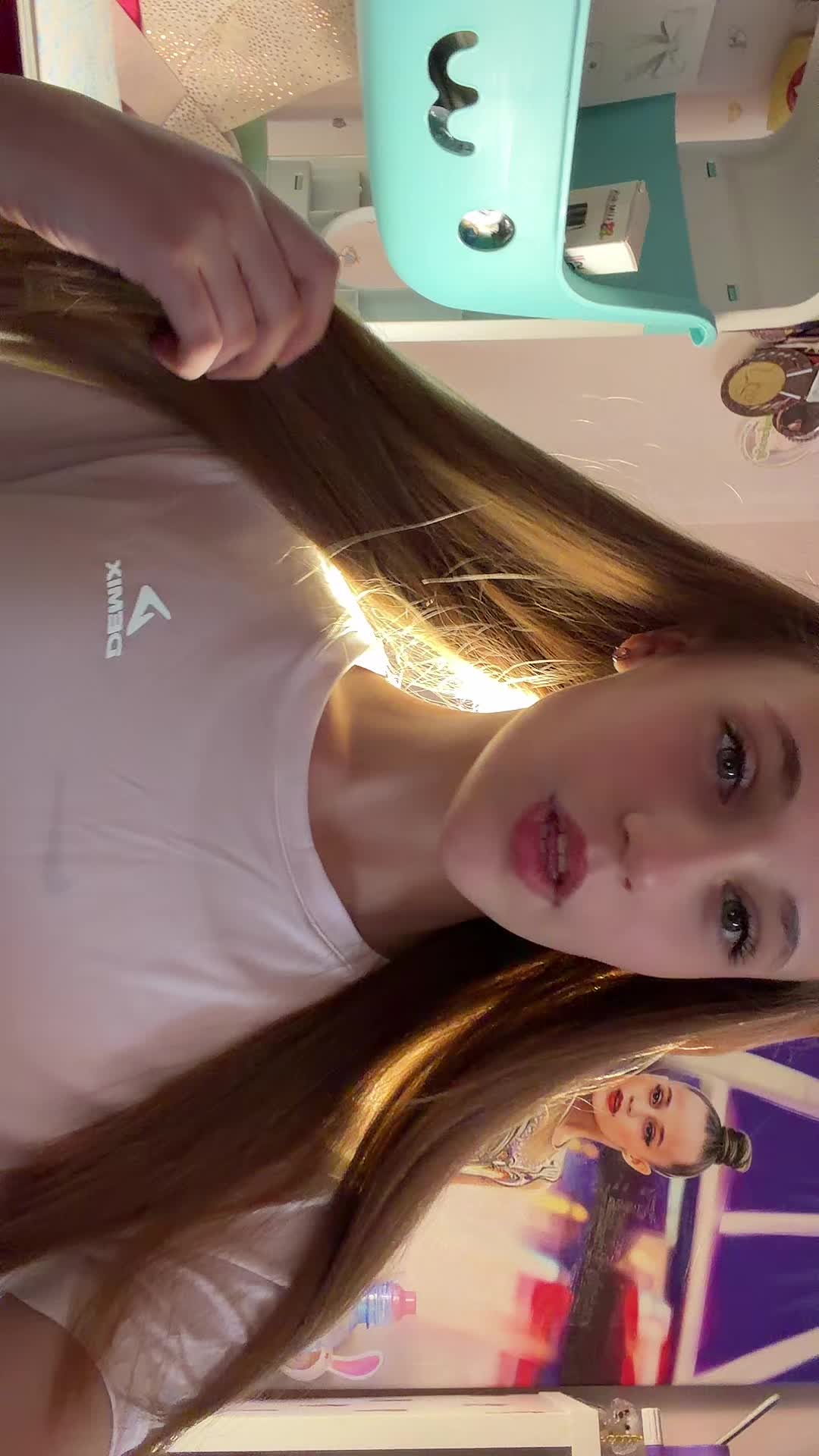 @тгк:Kriskgsg🐚🧁