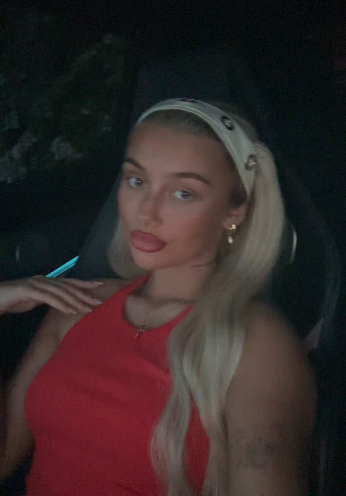 @ellienuttsxx